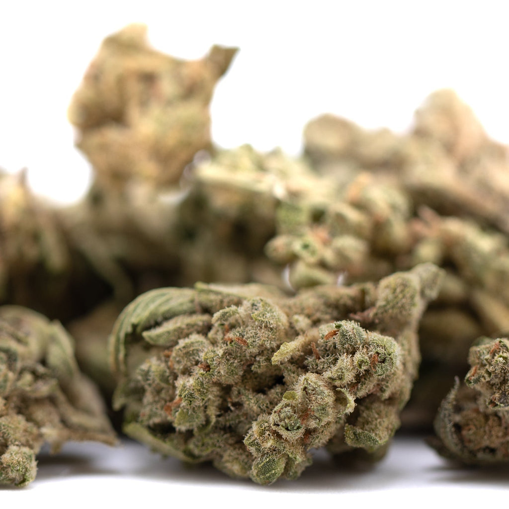 Premium TriCross THCa smalls: green buds with white trichomes